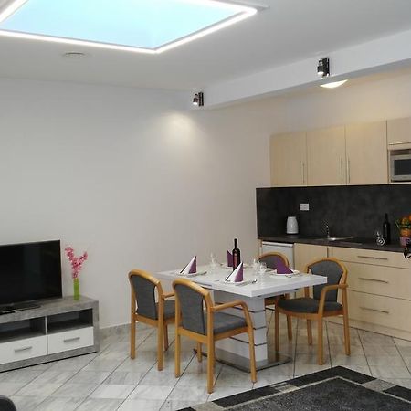 索普隆Fueredi Haz Apartman公寓 外观 照片